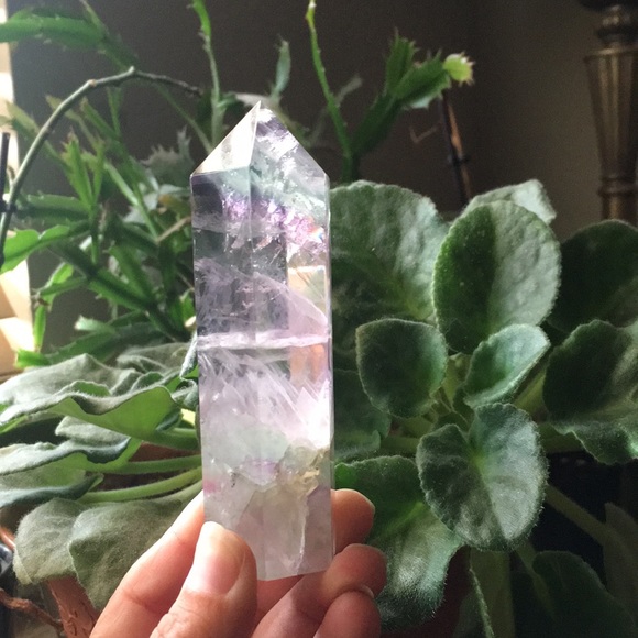 Fluorite tower - Picture 1 of 5
